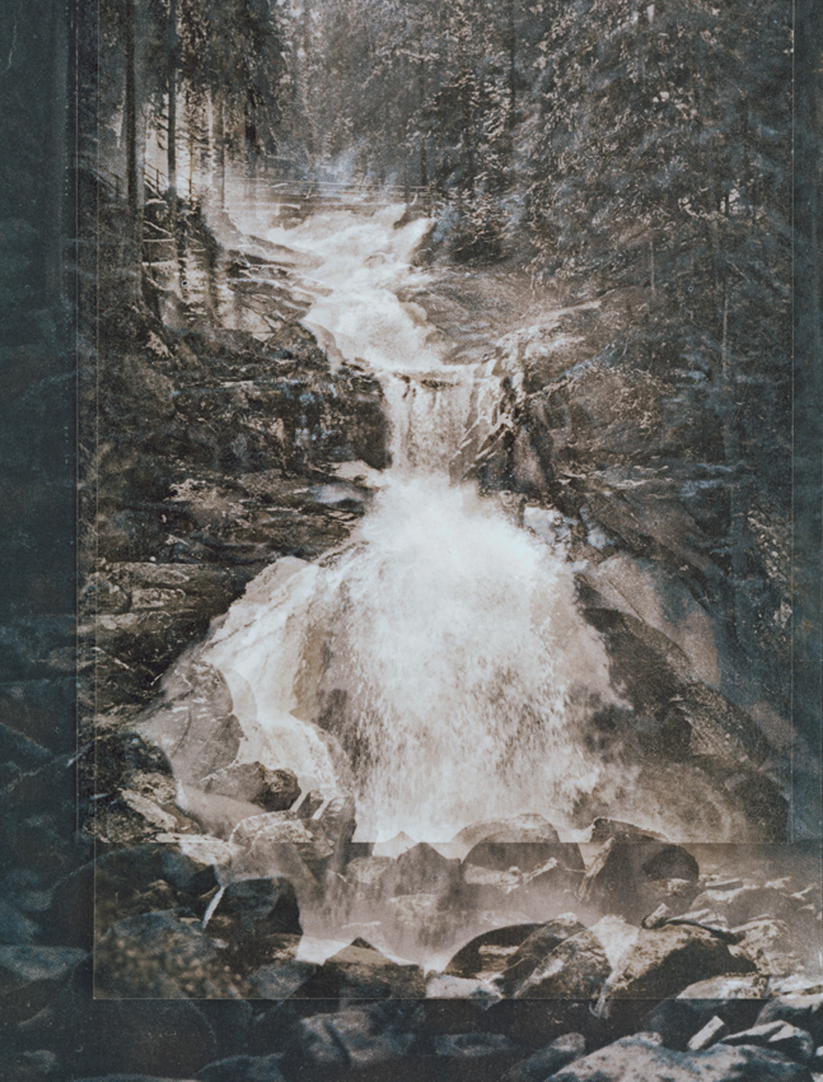 Falls (Triberg) II, 2016<br>135x103cm<br>Farbfotografie