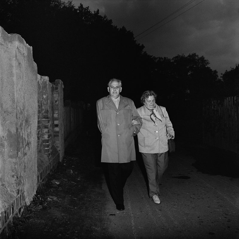 Nächtliches Paar, 1982<br>monochrome photography<br>30x30cm